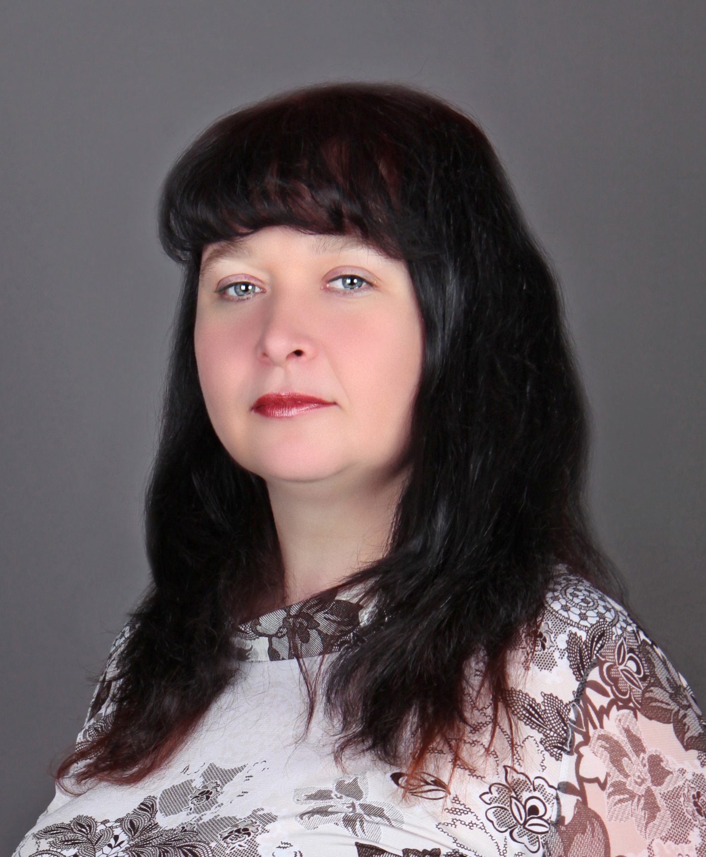 Лобанова Юлия Иосифовна.